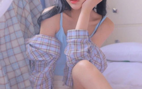 抖音大胸小姐姐jk跳舞,大胸小姐姐JK舞动青春风采