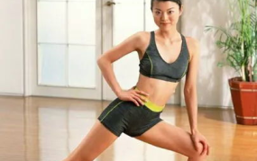 美女裸体做运动,探寻健康与性感并存的艺术