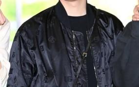 韩国娱乐圈又现大瓜：男爱豆因嫖娼日本av女演员而惨被公司开除娱乐吃瓜的男艺人